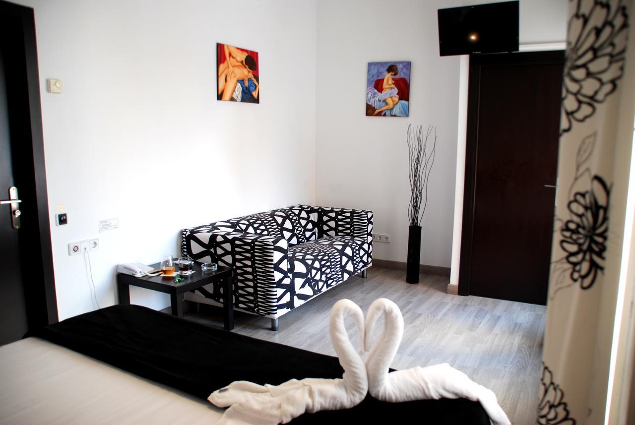 Casita Amarilla Love hotel